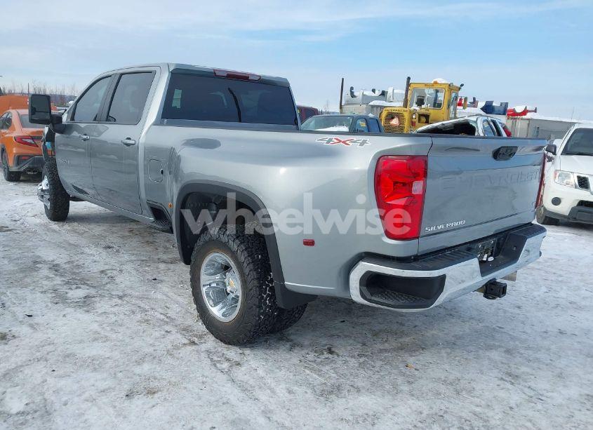 Photo 3 of 2025 Chevrolet Silverado 3500HD 4WD LONG BED LT (VIN 1GC4KTEY8SF195938)