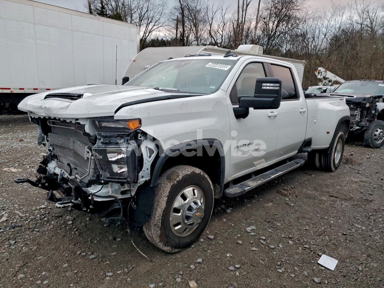 2025 CHEVROLET SILVERADO K3500 LT (VIN 1GC4KTEYXSF350862) main photo