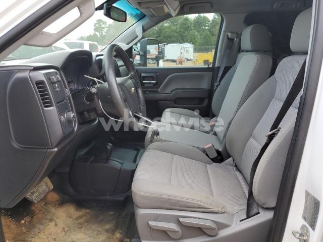 Photo 5 of 2019 CHEVROLET SILVERADO K3500 (VIN 1GC4KVCGXKF106229)