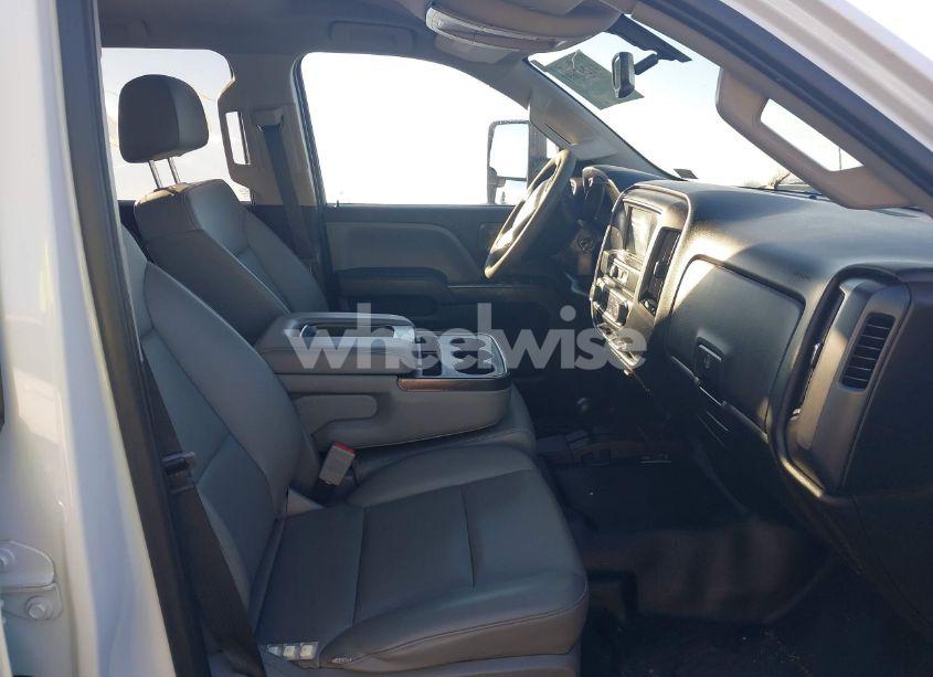 Photo 5 of 2019 Chevrolet Silverado 3500HD WT (VIN 1GC4KVCY1KF110453)