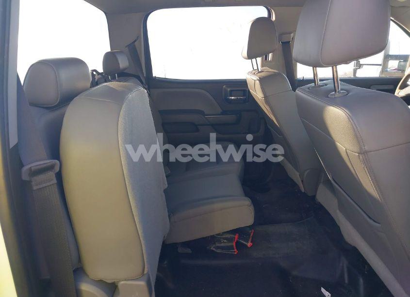 Photo 8 of 2019 Chevrolet Silverado 3500HD WT (VIN 1GC4KVCY1KF110453)