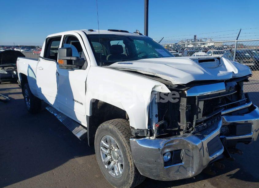 2019 Chevrolet Silverado 3500HD LT (VIN 1GC4KWCY7KF167505) main photo