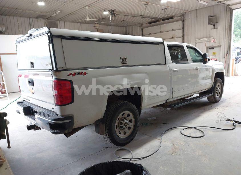 Photo 4 of 2019 Chevrolet Silverado 3500HD LT (VIN 1GC4KWEG9KF256965)