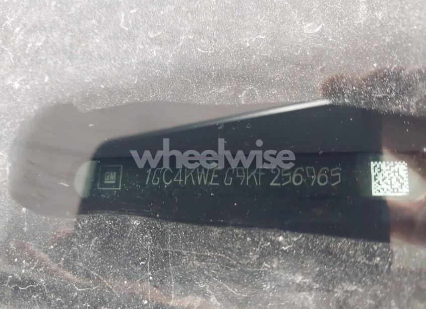 Photo 8 of 2019 Chevrolet Silverado 3500HD LT (VIN 1GC4KWEG9KF256965)