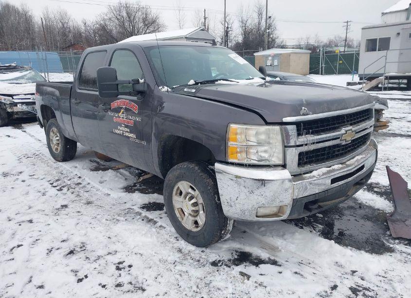 2010 Chevrolet Silverado 2500HD LT (VIN 1GC4KXBG3AF127077) main photo