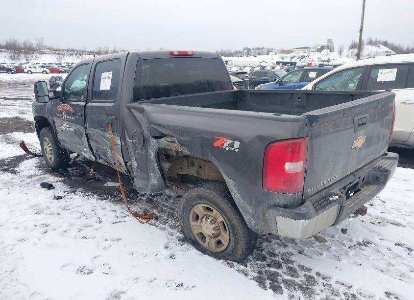 Photo 3 of 2010 Chevrolet Silverado 2500HD LT (VIN 1GC4KXBG3AF127077)