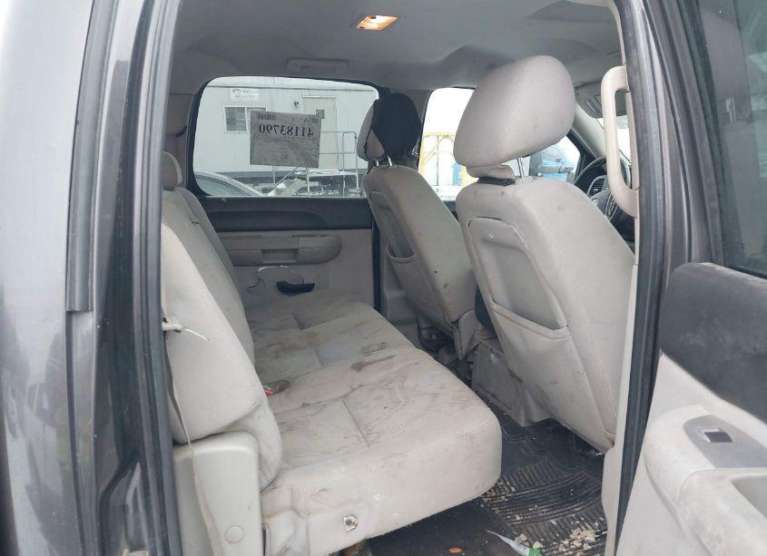 Photo 8 of 2010 Chevrolet Silverado 2500HD LT (VIN 1GC4KXBG3AF127077)