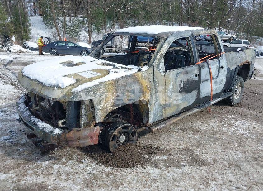 Photo 2 of 2010 Chevrolet Silverado 2500HD LT (VIN 1GC4KXBG5AF103069)