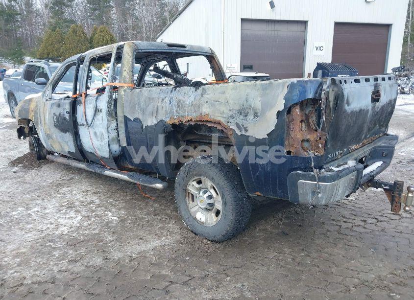 Photo 3 of 2010 Chevrolet Silverado 2500HD LT (VIN 1GC4KXBG5AF103069)