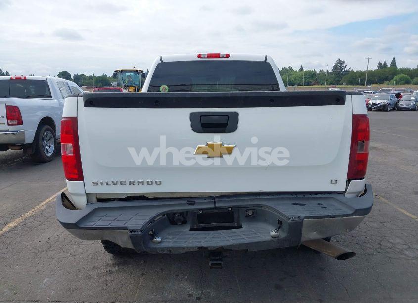 Photo 16 of 2010 Chevrolet Silverado 2500HD LT (VIN 1GC4KXBGXAF140683)