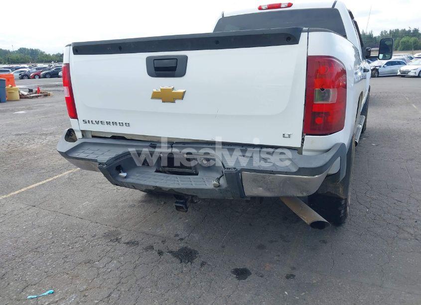 Photo 6 of 2010 Chevrolet Silverado 2500HD LT (VIN 1GC4KXBGXAF140683)
