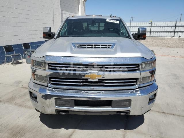 Photo 7 of 2019 CHEVROLET SILVERADO K3500 LTZ (VIN 1GC4KXCY5KF212625)