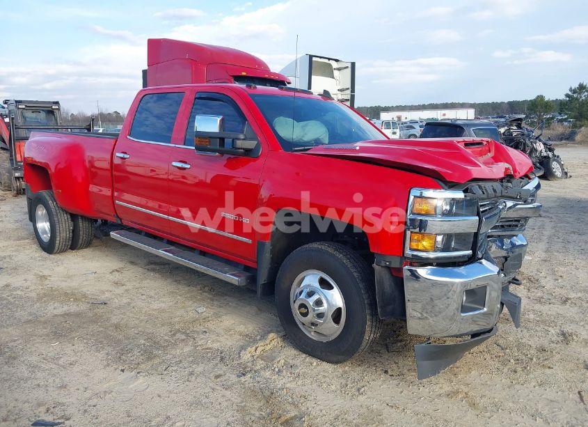 2019 Chevrolet Silverado 3500HD LTZ (VIN 1GC4KXEY5KF102428) main photo