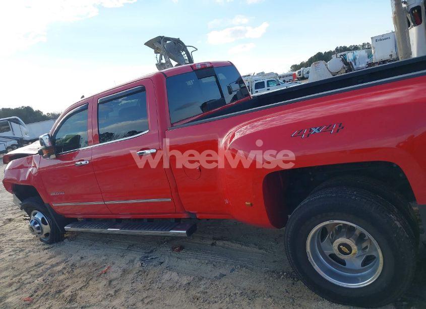 Photo 16 of 2019 Chevrolet Silverado 3500HD LTZ (VIN 1GC4KXEY5KF102428)