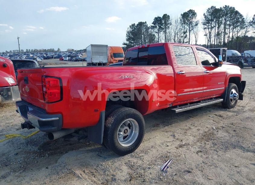 Photo 4 of 2019 Chevrolet Silverado 3500HD LTZ (VIN 1GC4KXEY5KF102428)