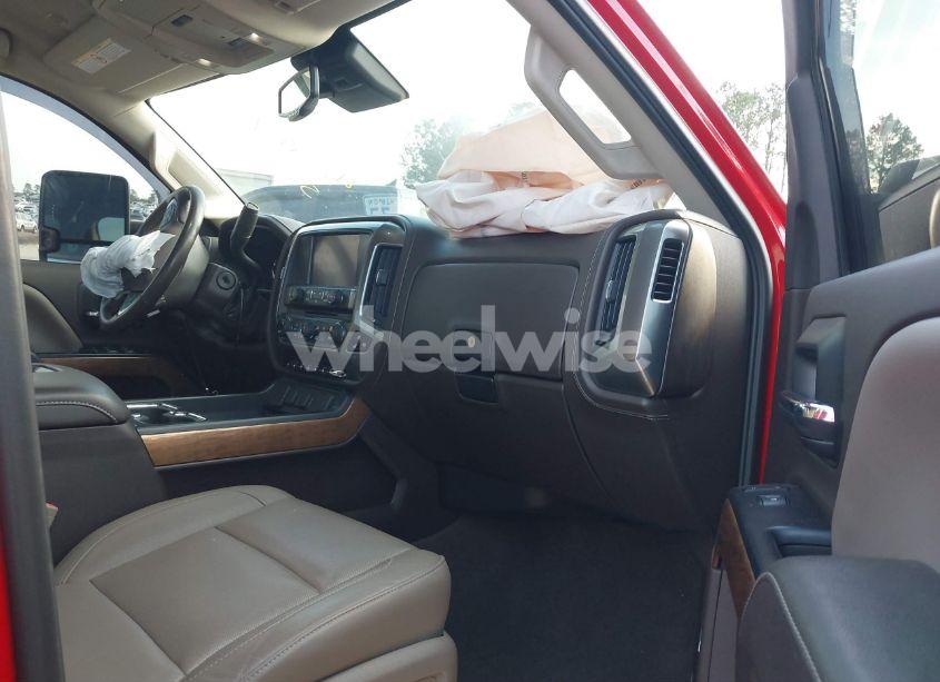 Photo 7 of 2019 Chevrolet Silverado 3500HD LTZ (VIN 1GC4KXEY5KF102428)