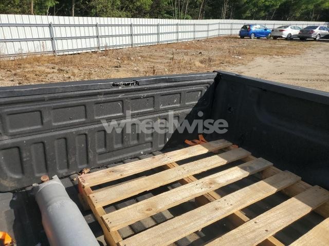 Photo 2 of 2019 CHEVROLET SILVERADO K3500 LTZ (VIN 1GC4KXEY7KF219007)