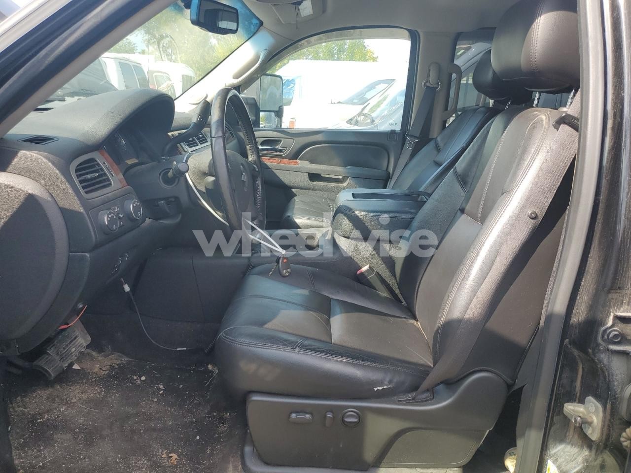 Photo 7 of 2010 CHEVROLET SILVERADO K2500 HEAVY DUTY LTZ (VIN 1GC4KYB61AF134896)