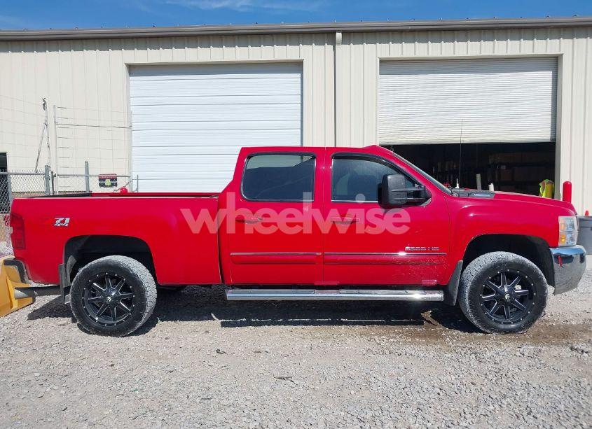 Photo 13 of 2010 Chevrolet Silverado 2500HD LTZ (VIN 1GC4KYB64AF105828)