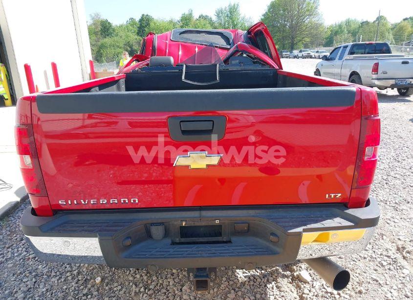 Photo 16 of 2010 Chevrolet Silverado 2500HD LTZ (VIN 1GC4KYB64AF105828)