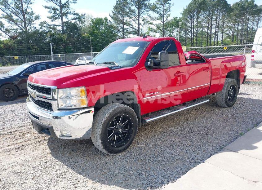 Photo 2 of 2010 Chevrolet Silverado 2500HD LTZ (VIN 1GC4KYB64AF105828)