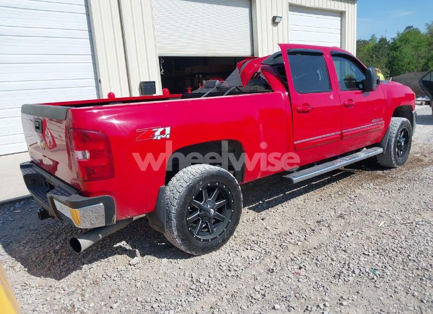 Photo 4 of 2010 Chevrolet Silverado 2500HD LTZ (VIN 1GC4KYB64AF105828)