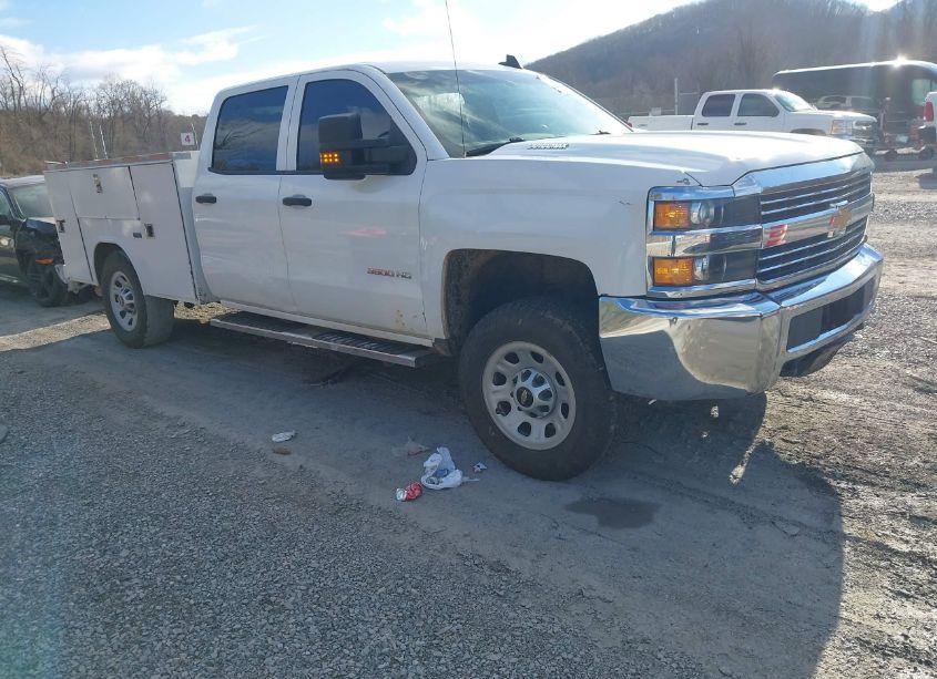 2016 Chevrolet Silverado 3500HD WT (VIN 1GC4KYC84GF270688) main photo