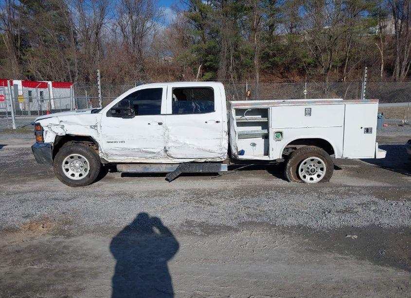 Photo 14 of 2016 Chevrolet Silverado 3500HD WT (VIN 1GC4KYC84GF270688)