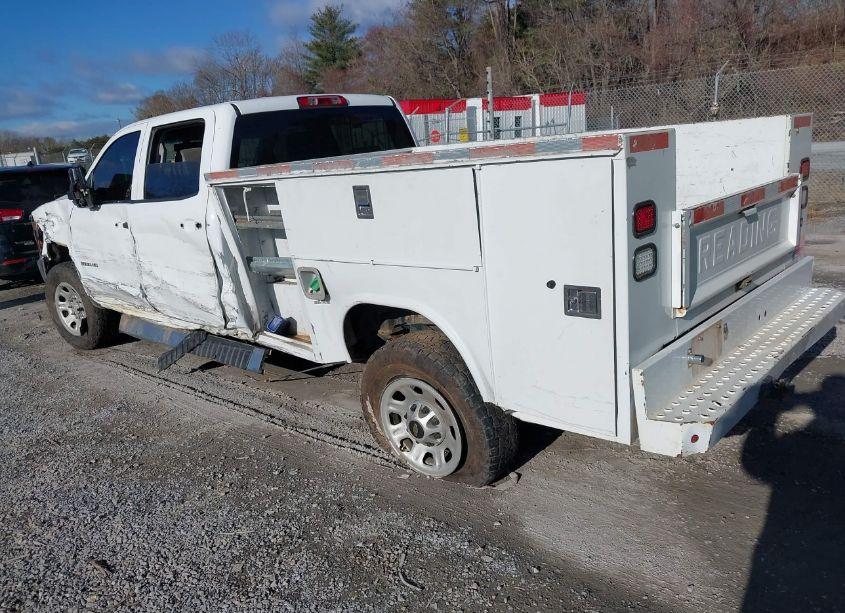 Photo 3 of 2016 Chevrolet Silverado 3500HD WT (VIN 1GC4KYC84GF270688)