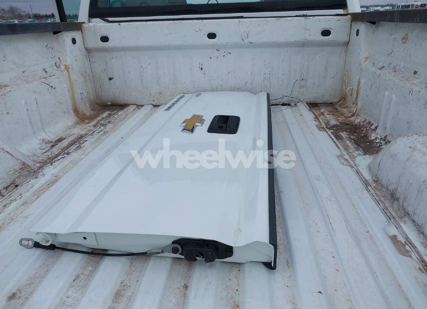 Photo 12 of 2015 Chevrolet Silverado 3500HD WT (VIN 1GC4KYC85FF577026)