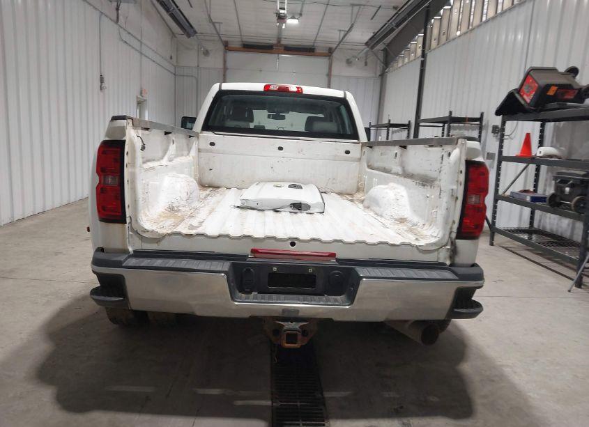 Photo 17 of 2015 Chevrolet Silverado 3500HD WT (VIN 1GC4KYC85FF577026)