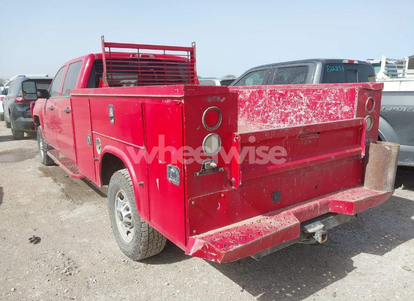 Photo 3 of 2015 Chevrolet Silverado 3500HD WT (VIN 1GC4KYC86FF529521)