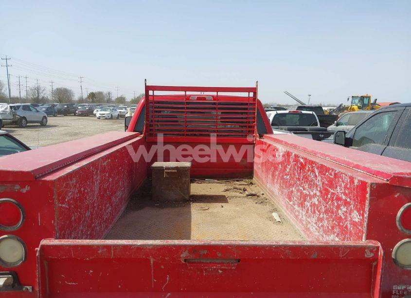 Photo 6 of 2015 Chevrolet Silverado 3500HD WT (VIN 1GC4KYC86FF529521)