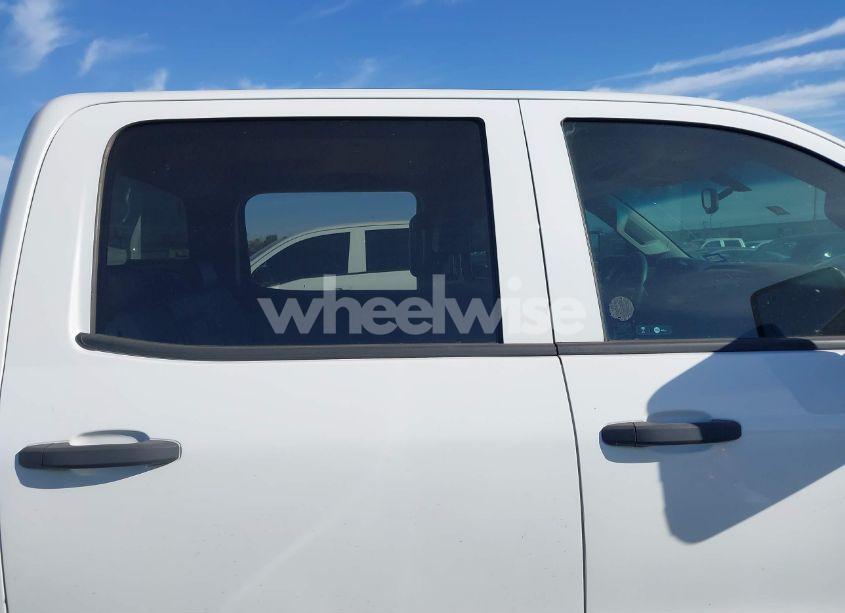 Photo 13 of 2016 Chevrolet Silverado 3500HD WT (VIN 1GC4KYC86GF112238)