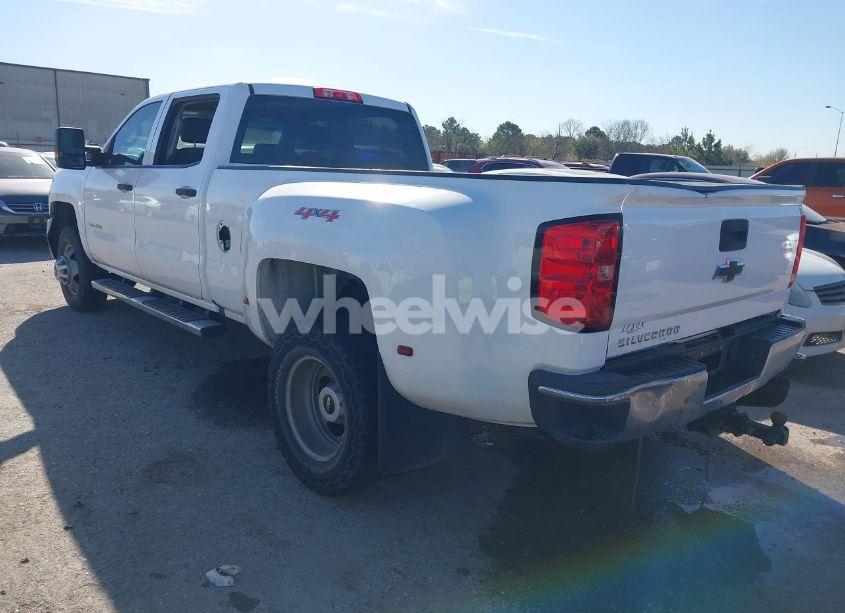 Photo 3 of 2016 Chevrolet Silverado 3500HD WT (VIN 1GC4KYC86GF112238)
