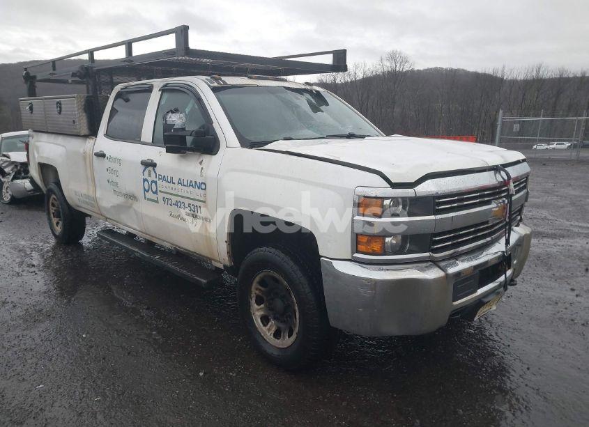 2015 Chevrolet Silverado 3500HD WT (VIN 1GC4KYCG0FF135360) main photo