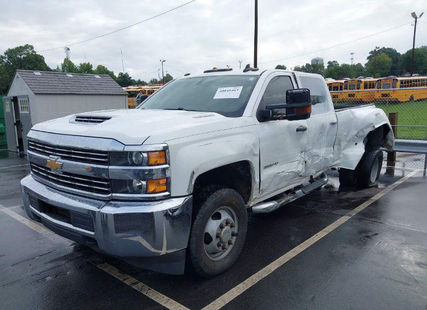 Photo 2 of 2017 Chevrolet Silverado 3500HD WT (VIN 1GC4KYCY1HF142863)