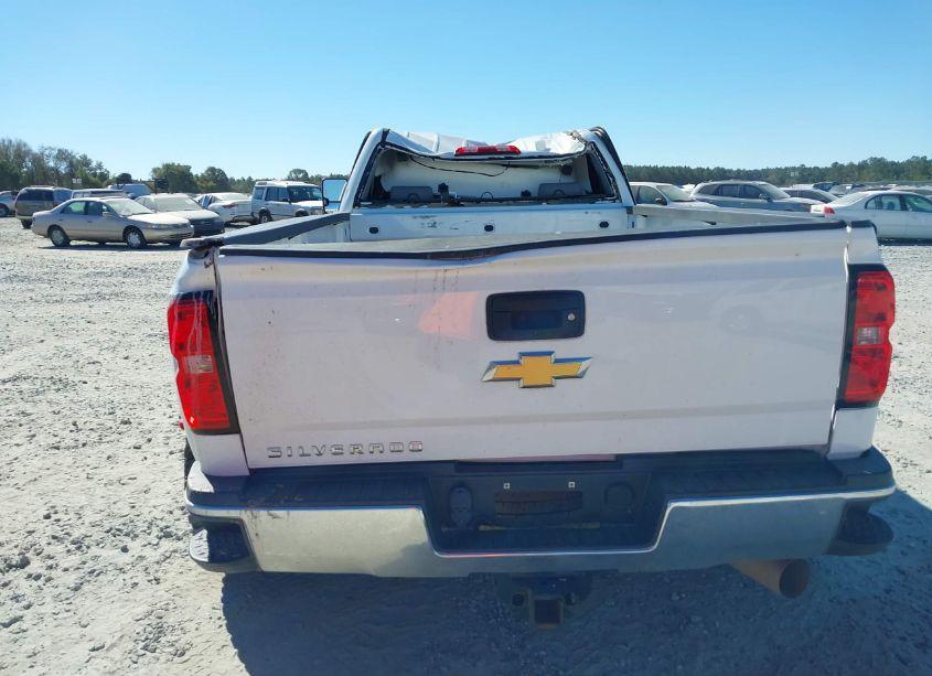 Photo 15 of 2017 Chevrolet Silverado 3500HD WT (VIN 1GC4KYCY7HF228310)