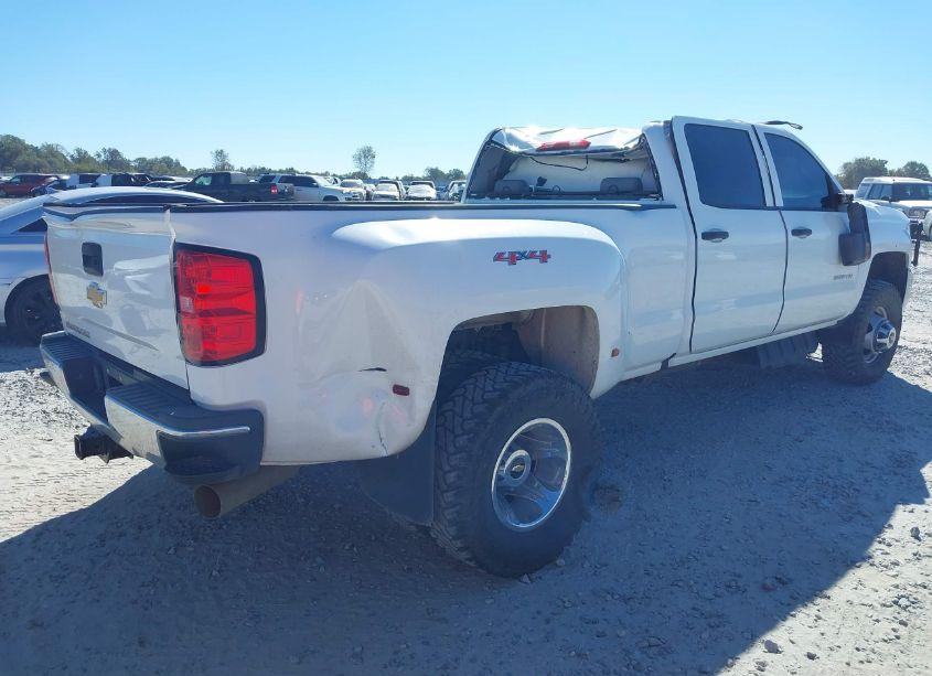 Photo 4 of 2017 Chevrolet Silverado 3500HD WT (VIN 1GC4KYCY7HF228310)