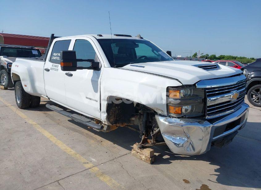 2018 Chevrolet Silverado 3500HD WT (VIN 1GC4KYCYXJF167329) main photo