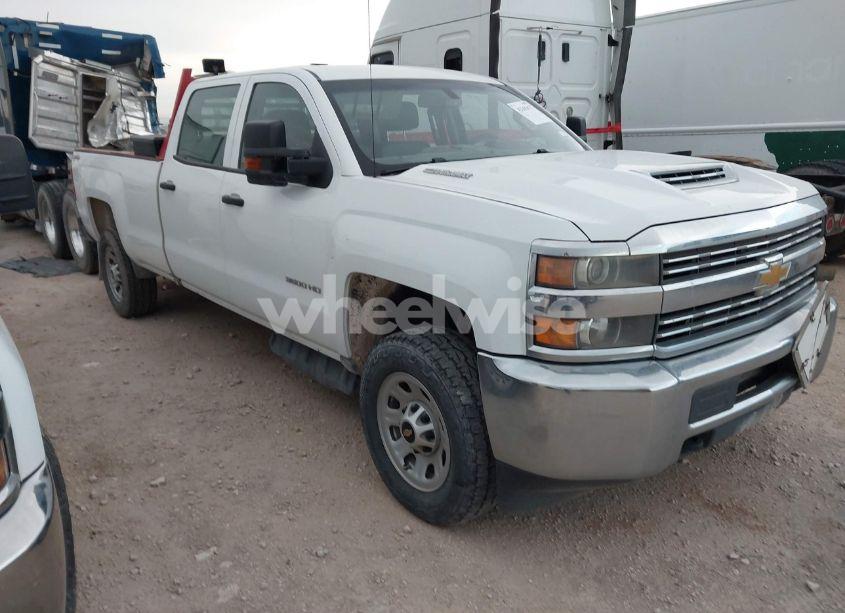 2017 Chevrolet Silverado 3500HD WT (VIN 1GC4KYEY1HF205778) main photo