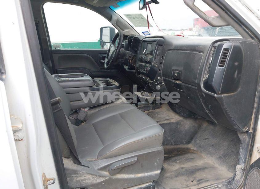 Photo 7 of 2017 Chevrolet Silverado 3500HD WT (VIN 1GC4KYEY1HF205778)