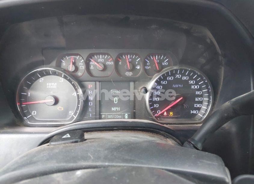 Photo 5 of 2017 Chevrolet Silverado 3500HD WT (VIN 1GC4KYEY2HF196170)