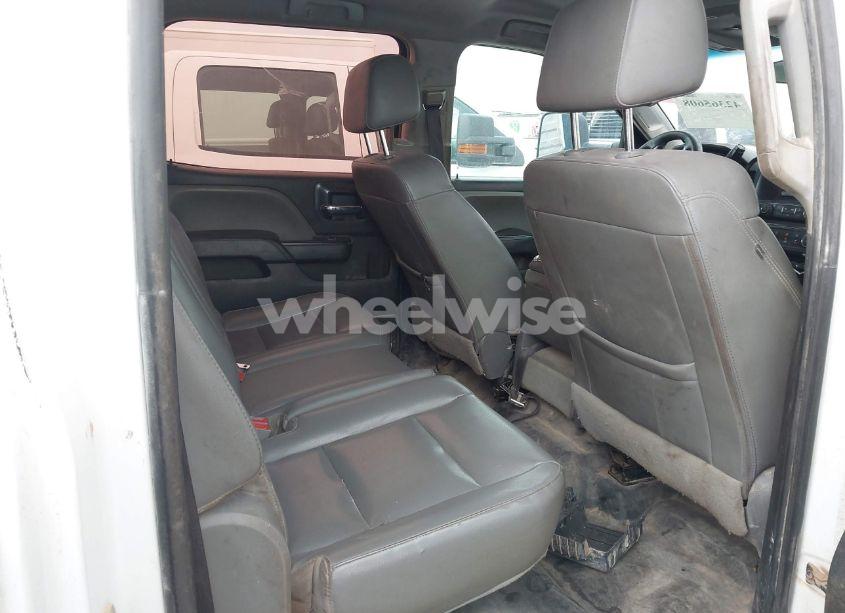 Photo 6 of 2017 Chevrolet Silverado 3500HD WT (VIN 1GC4KYEY2HF196170)