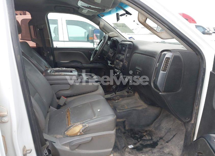 Photo 7 of 2017 Chevrolet Silverado 3500HD WT (VIN 1GC4KYEY2HF196170)