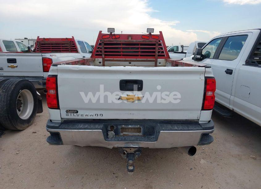 Photo 14 of 2017 Chevrolet Silverado 3500HD WT (VIN 1GC4KYEY9HF214910)