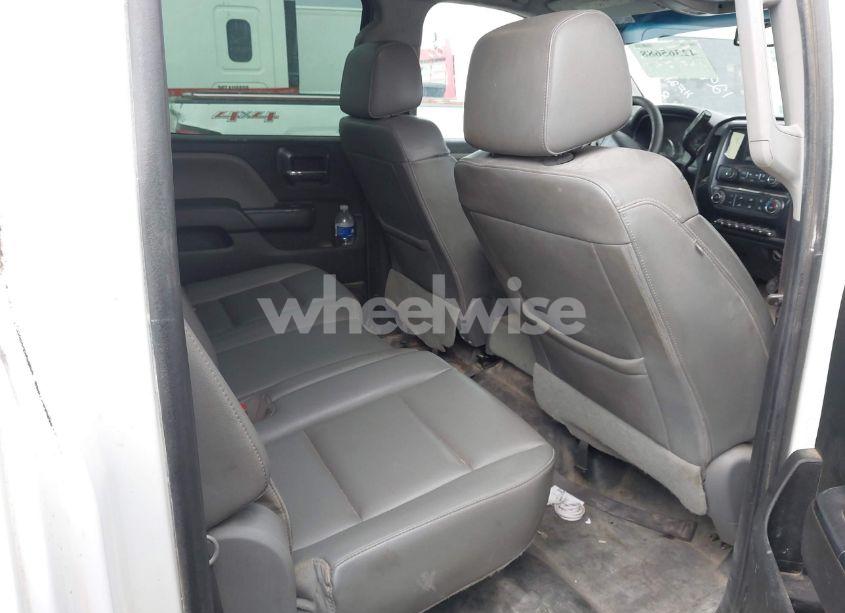 Photo 6 of 2017 Chevrolet Silverado 3500HD WT (VIN 1GC4KYEY9HF214910)