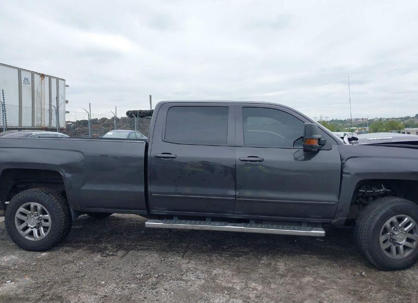 Photo 13 of 2016 Chevrolet Silverado 3500HD LT (VIN 1GC4KZC80GF248547)