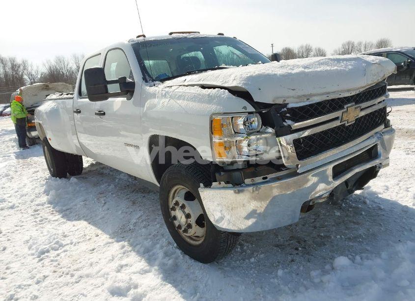 2011 Chevrolet Silverado 3500HD WORK TRUCK (VIN 1GC4KZC81BF217302) main photo