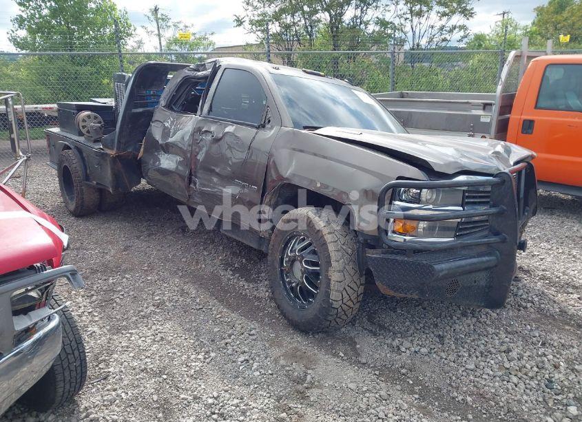 2015 Chevrolet Silverado 3500HD LT (VIN 1GC4KZC82FF126299) main photo